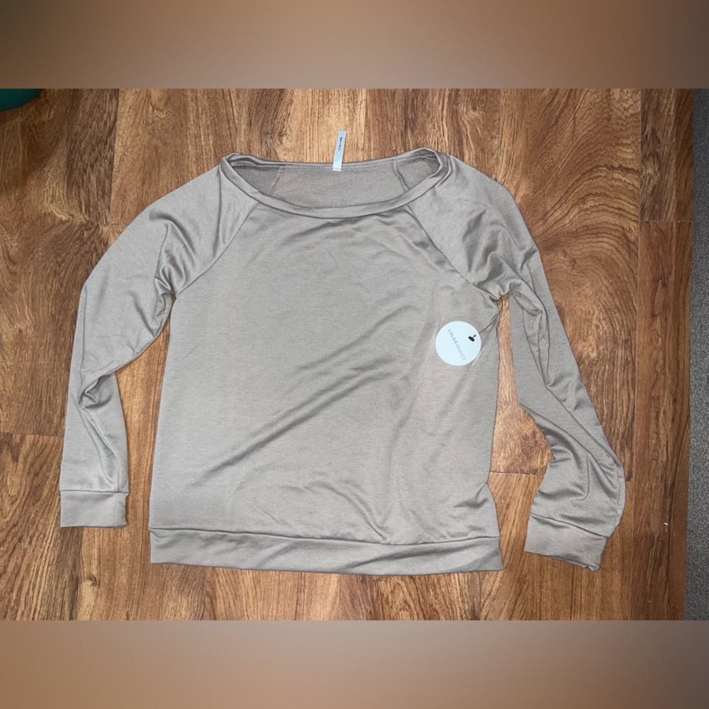 3/$15 NWT Lulu’s Basics Drop Shoulder Long Sleeve Top Pewter Tan Beige Small